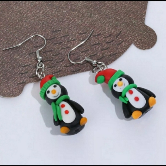 Green Holiday Christmas Penguin Dangle Drop Earrings - Picture 10 of 11